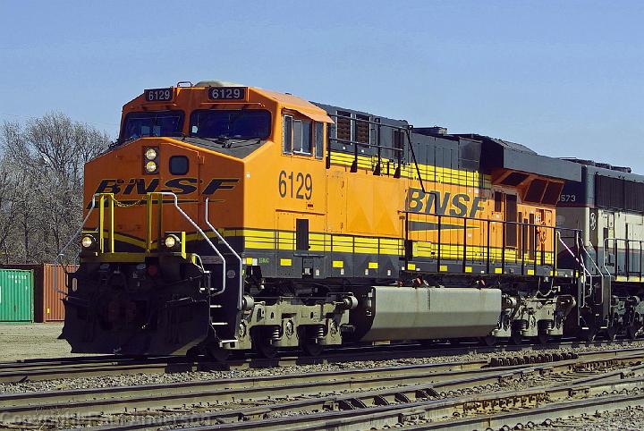 BNSF 6129 - ES44AC.jpg